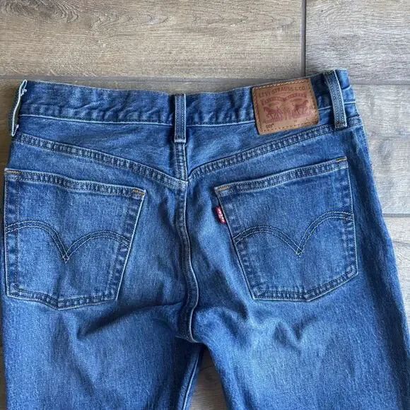 Levi's 501 Men Size 27 Jeans Distressed Button Fly Denim Raw Edge Cropped - Picture 13 of 16